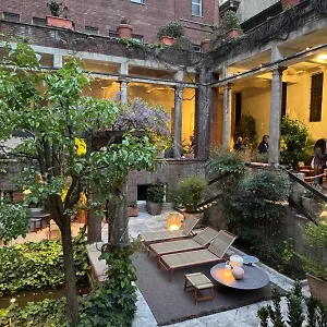 Ostello New Generation Center, Milano